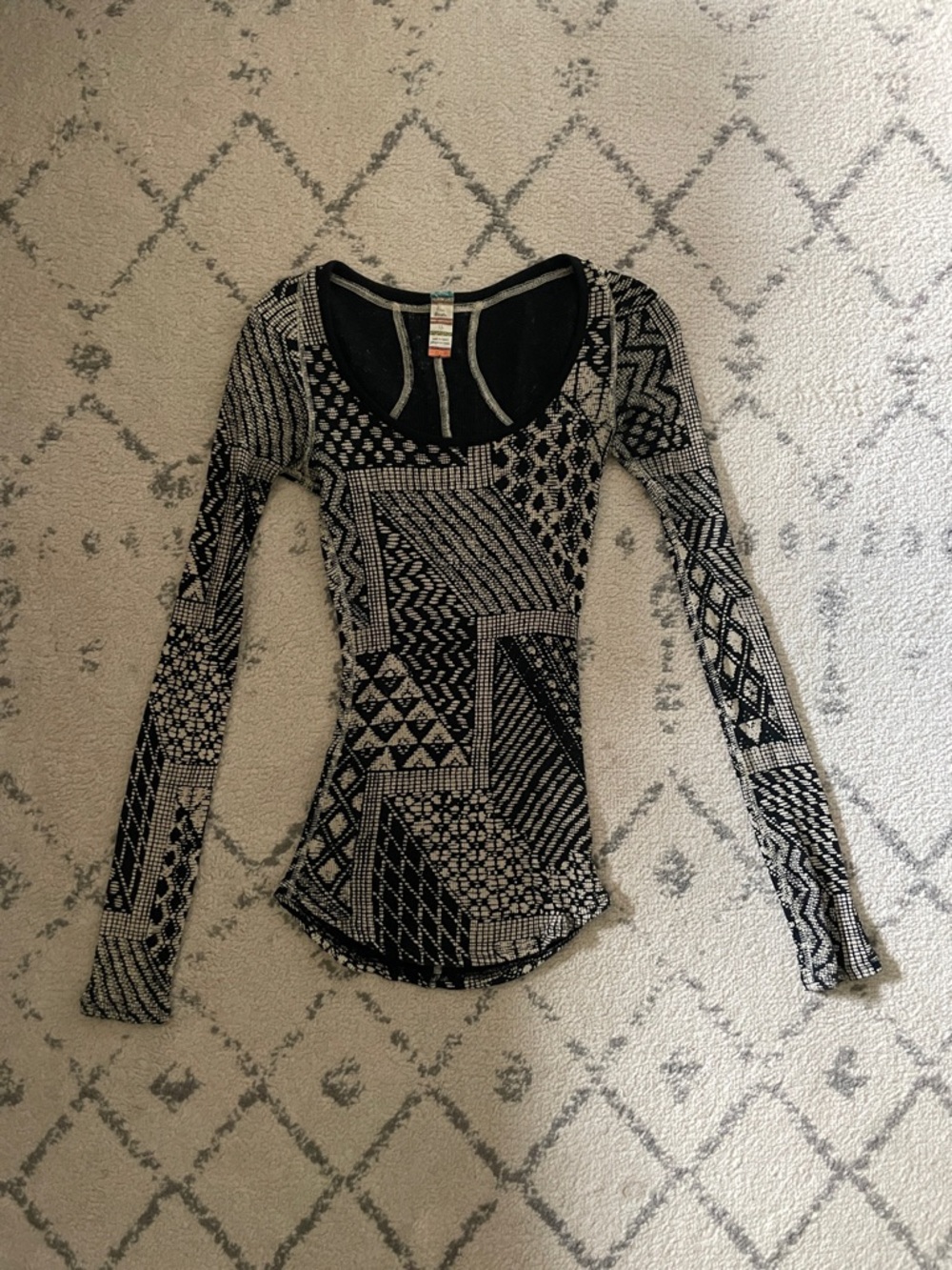 Free People Black & Cream Geometric Long-Sleeve Women’s Top